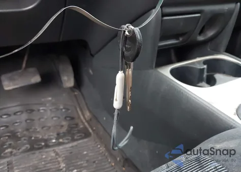 2003 Mazda Protege Dx/Es/Lx из США, поврежденный, VIN JM1BJ226331213803